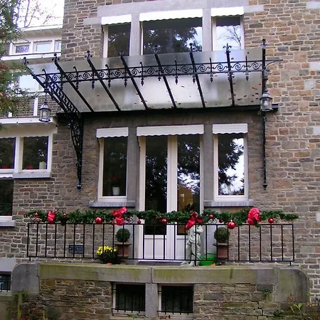 Petit Chateau Les Tourelles Rivage